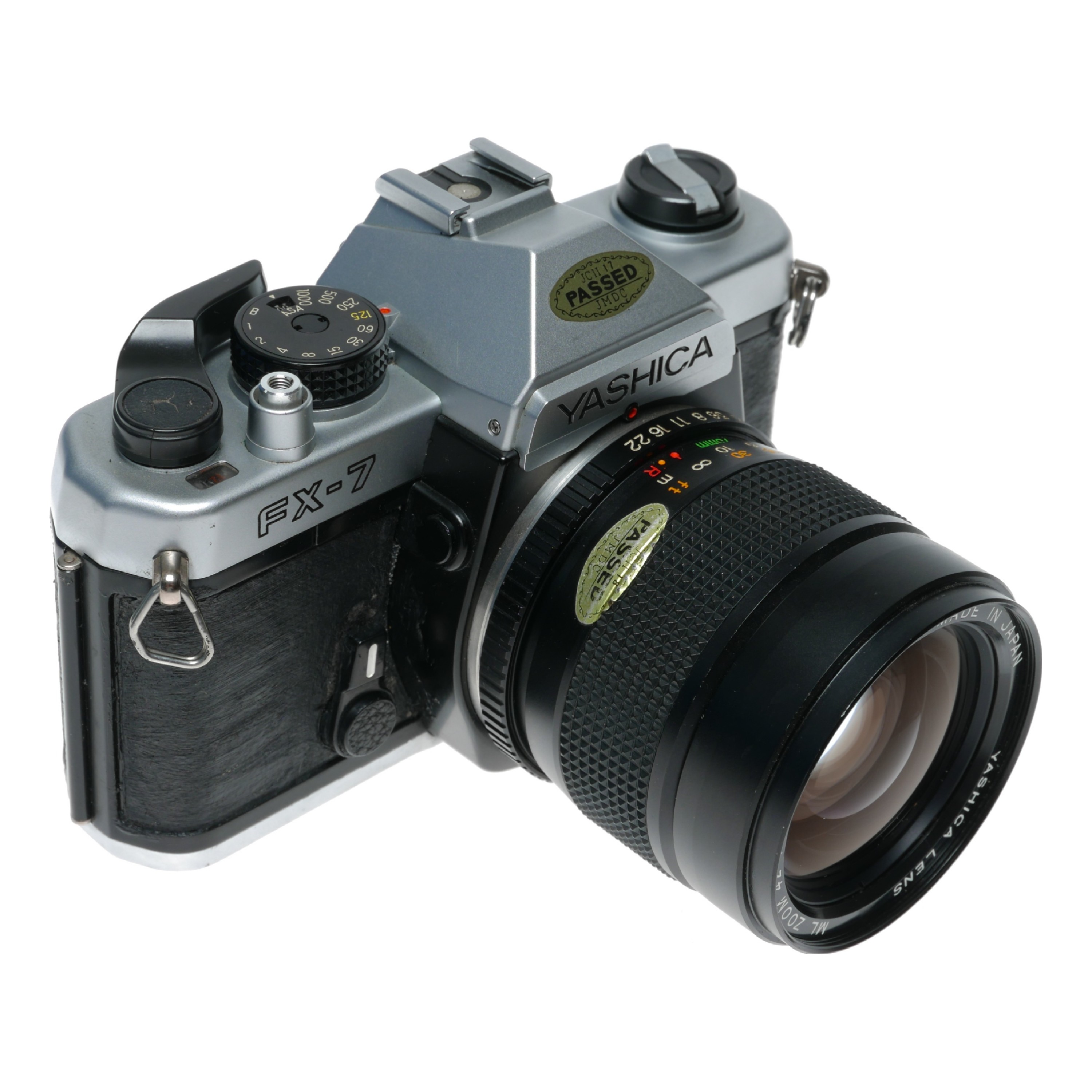 Yashica FX-7 35mm Film SLR Camera Zoom 42-75mm 1:3.5-4.5 - Vintage