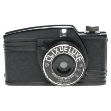 Clix de Luxe Camera Chicago Art Deco Bakelite 127 Rollfilm Camera