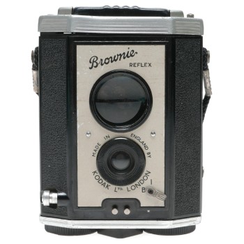 Kodak London Brownie Reflex TLR 127 Film Bakelite Box Camera