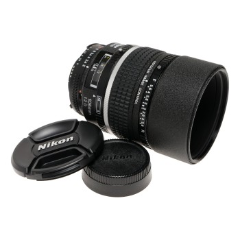 NIKON AF DC NIKKOR 105mm f/2 D Portrait Defocus Control NIKON AF DC NIKKOR 105mm f/2 D Portrait Defocus Control