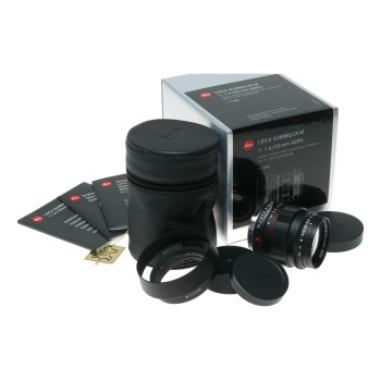Leica Summilux-M 50mm f/1.4 ASPH Lens 11688 Black Chrome